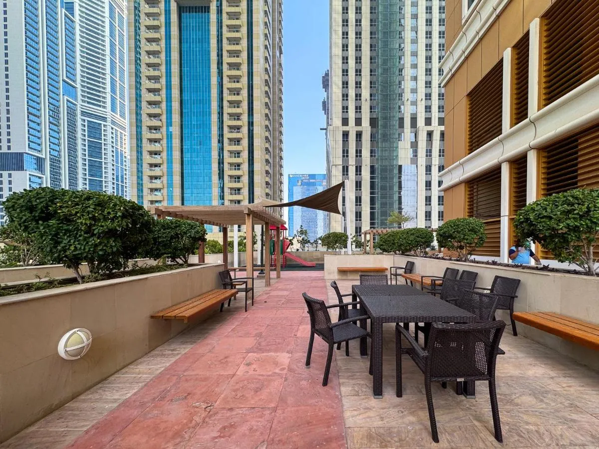 Image 6 of 1BR in Elite Residence Marina with Perfect Views!