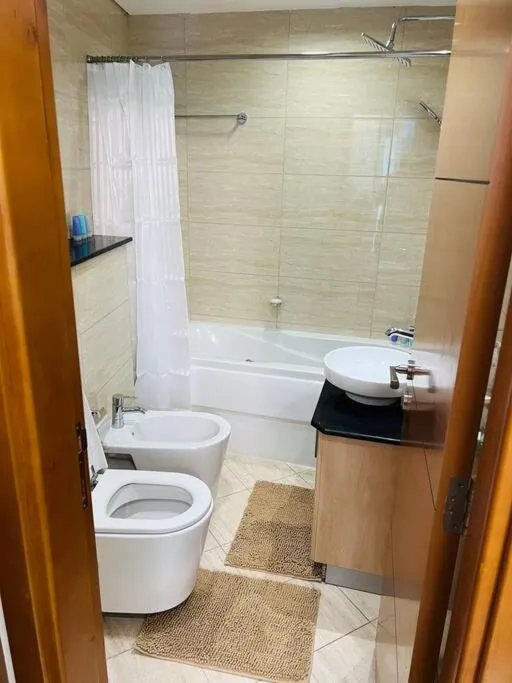 Image 4 of 1 Bed Apartment with Sea View, Pool, Gym & Free Parking in Dubai Marina