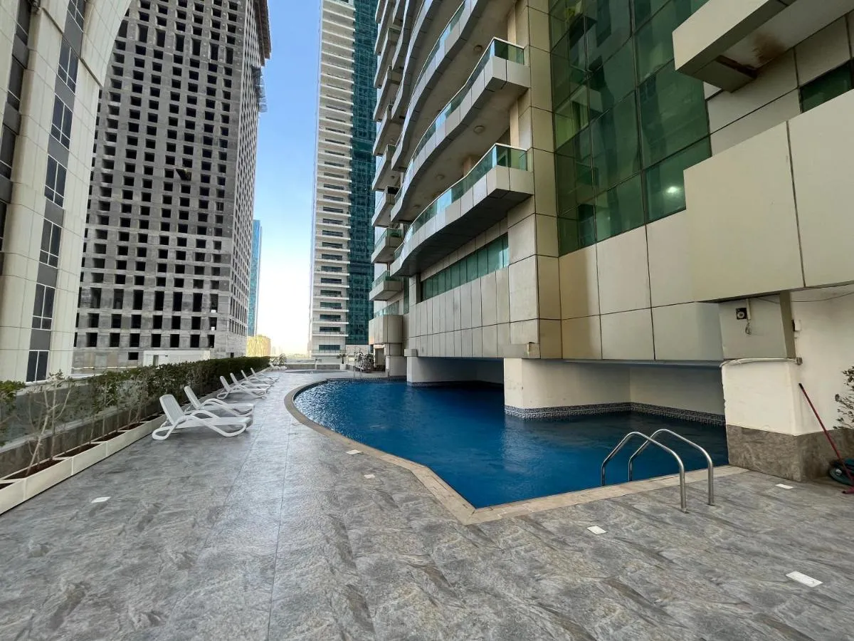 Image 3 of 1 bedroom Apartment with Dubai Marina & Seaview