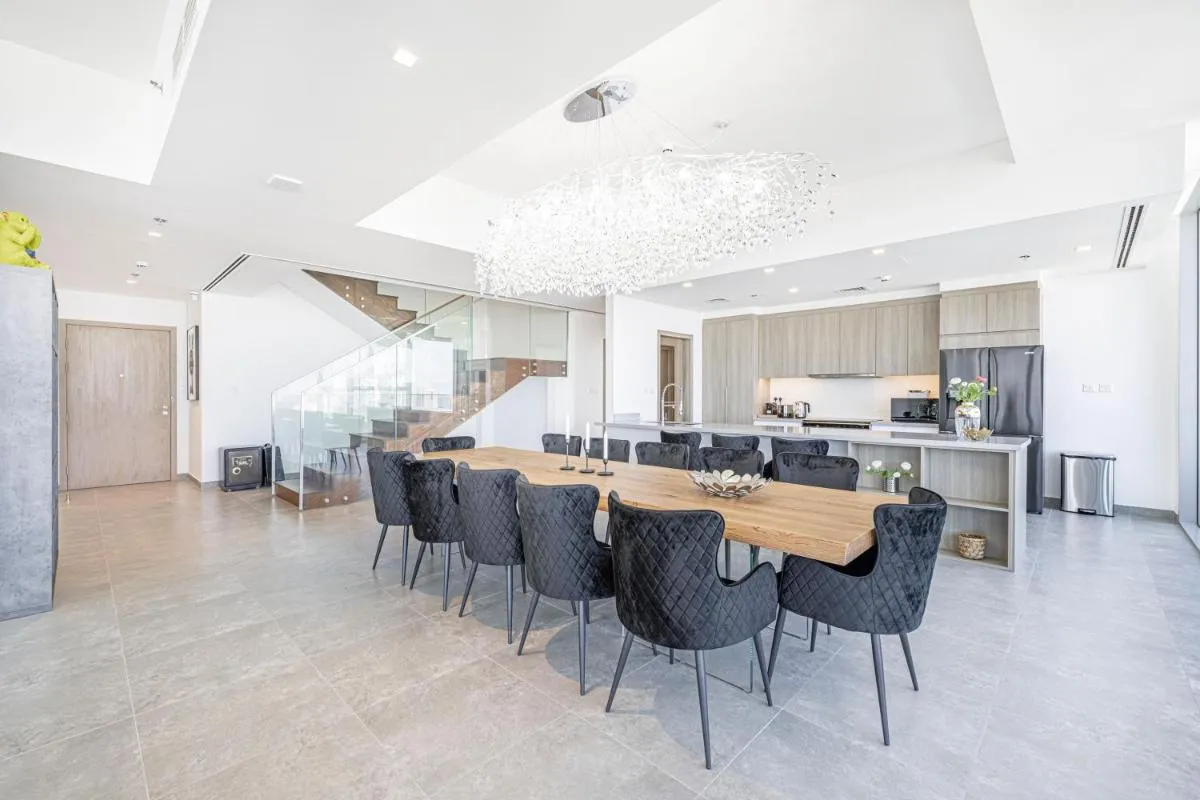 Image 4 of 4 BR Superior Duplex in Stella Maris Marina View