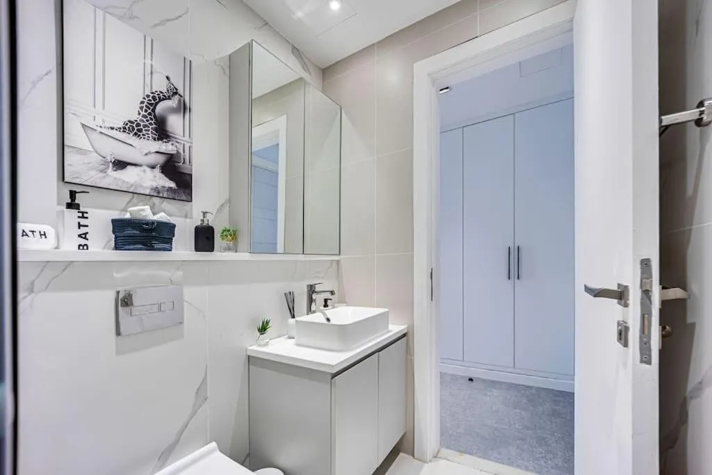 Image 2 of Amazing Luxury Studio in Dubai