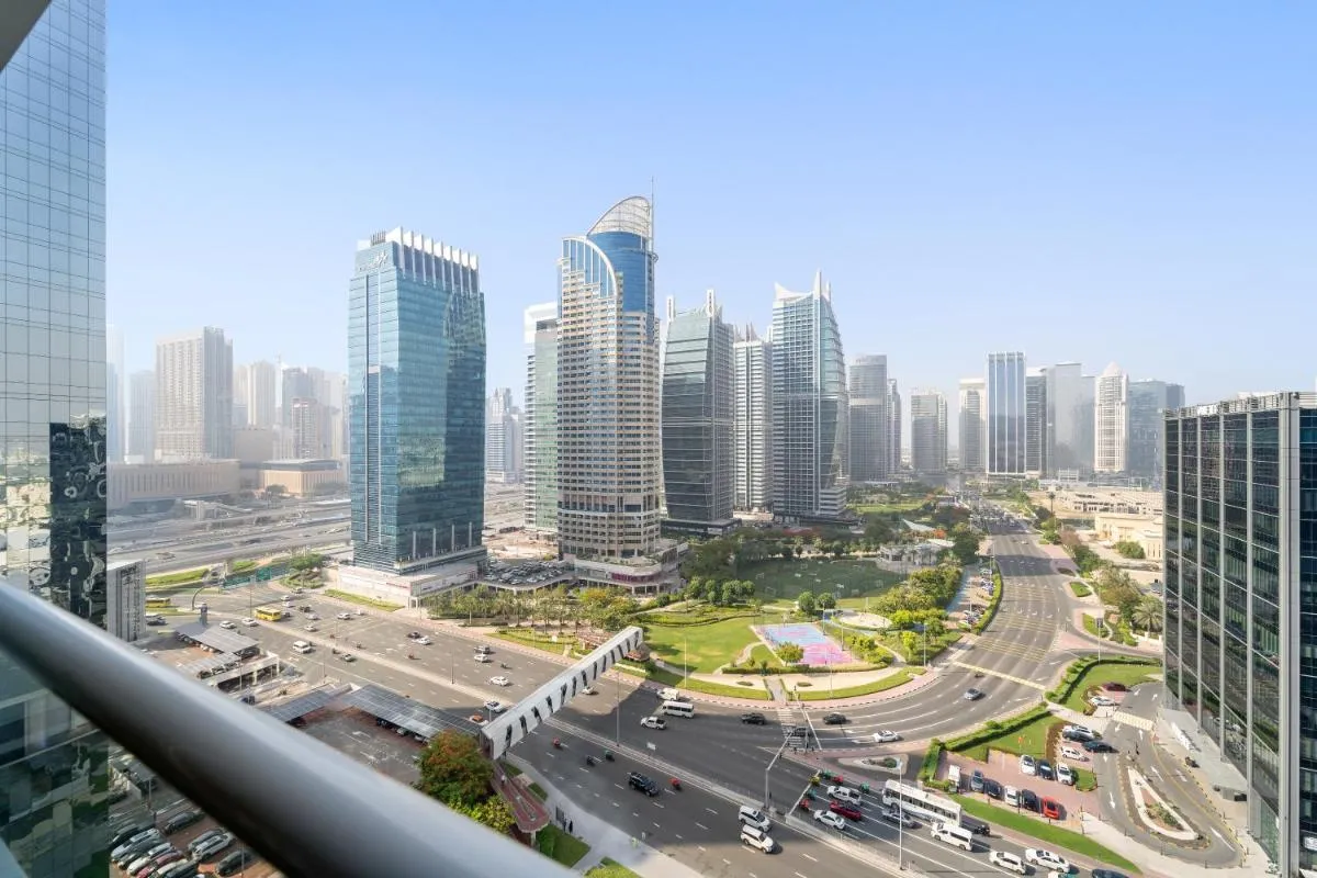 Image 6 of Amazing Modern Apt in JLT with Gym, Pool, Parking