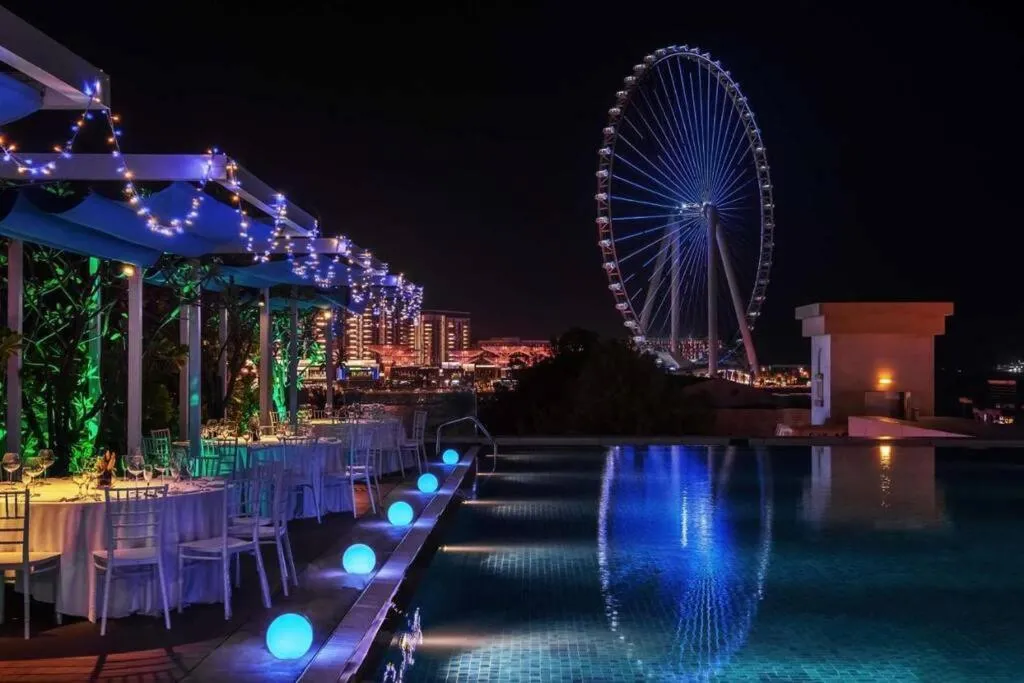 Image 3 of Amazing views Dubai eye & Palm