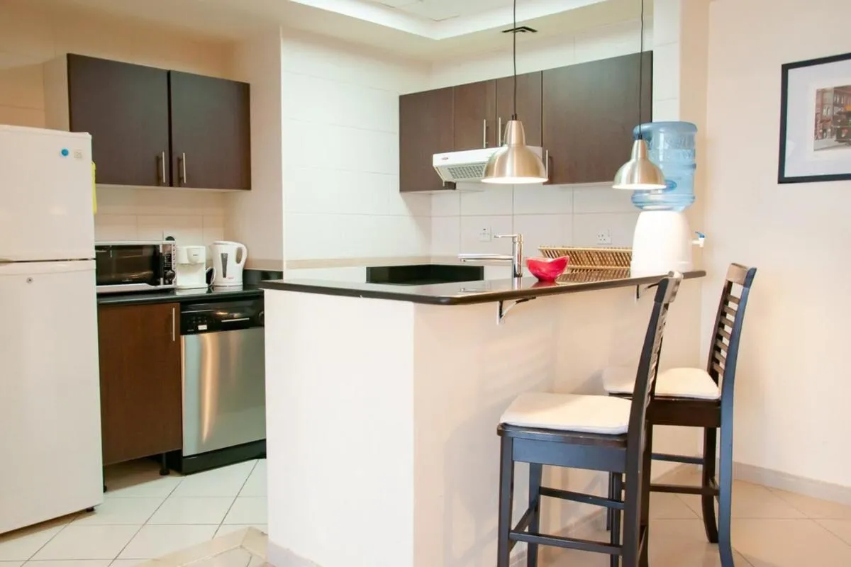 Image 4 of Artistic 1 Bedroom in JLT Close to Metro