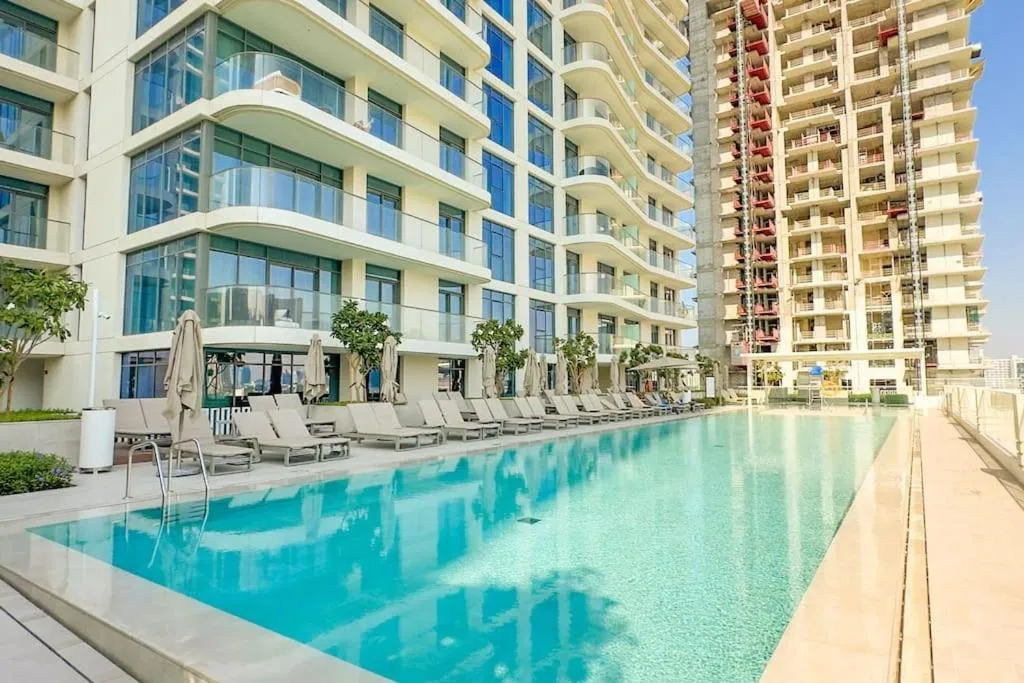 Image 3 of Aya – Exquisite Beachfront 1BR Living in Palm Jumeirah’s