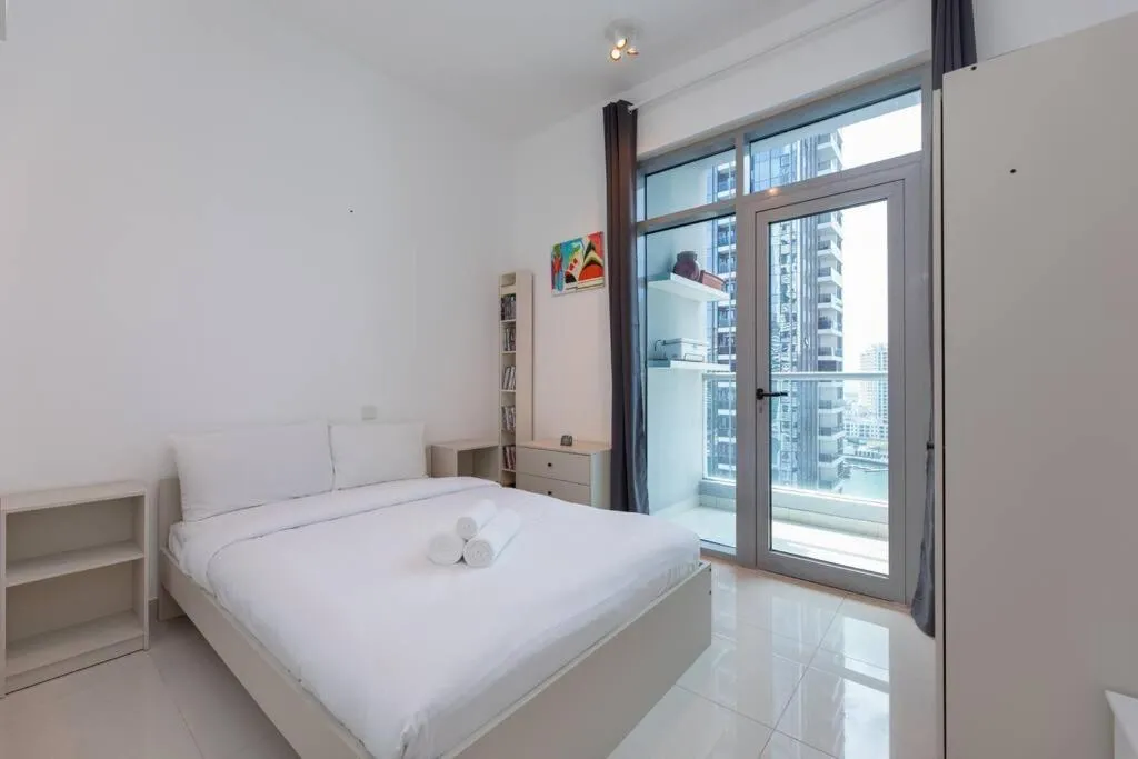 Image 1 of Beautiful 2 BR in Marina Wharf w Waterfront View