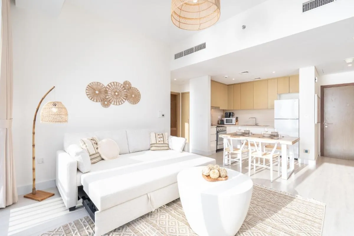 Image 3 of Blazing apartment by the seaside – Suiteable