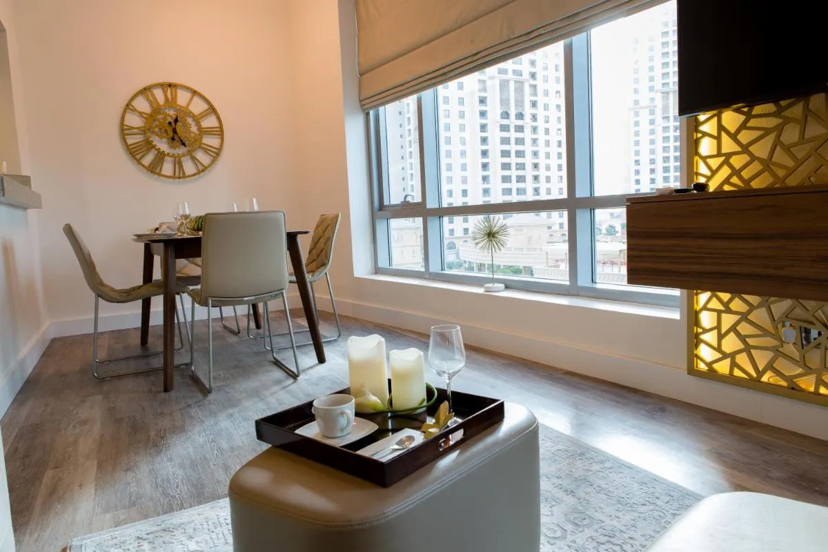 Image 2 of Boutique Living – Park Island