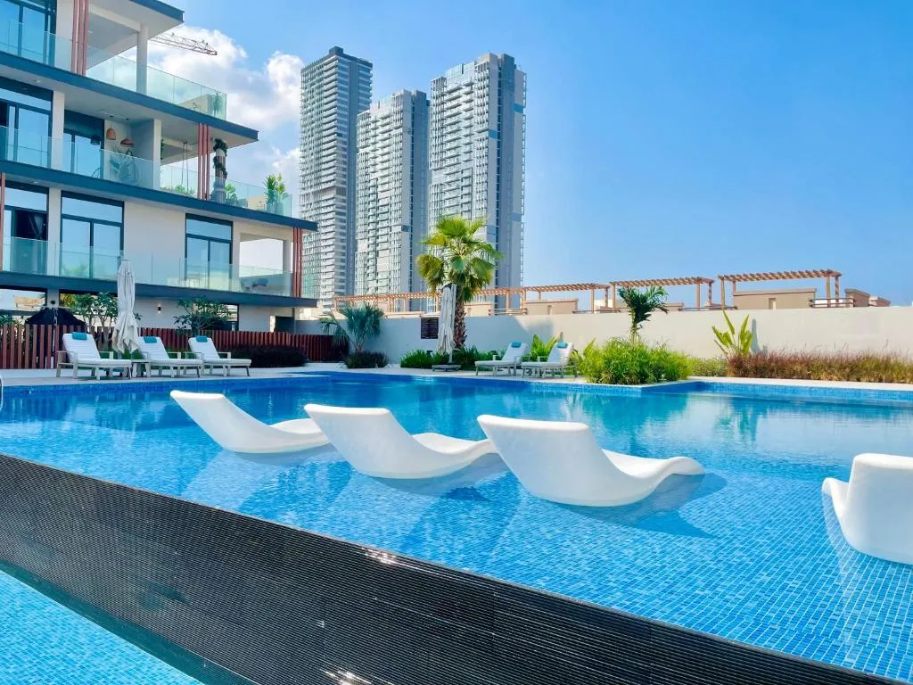 Image of Brand New Luxury 1 Bedroom Apartment