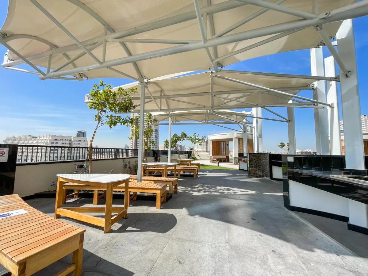 Image 6 of Breathtaking view compact & modern spacious studio