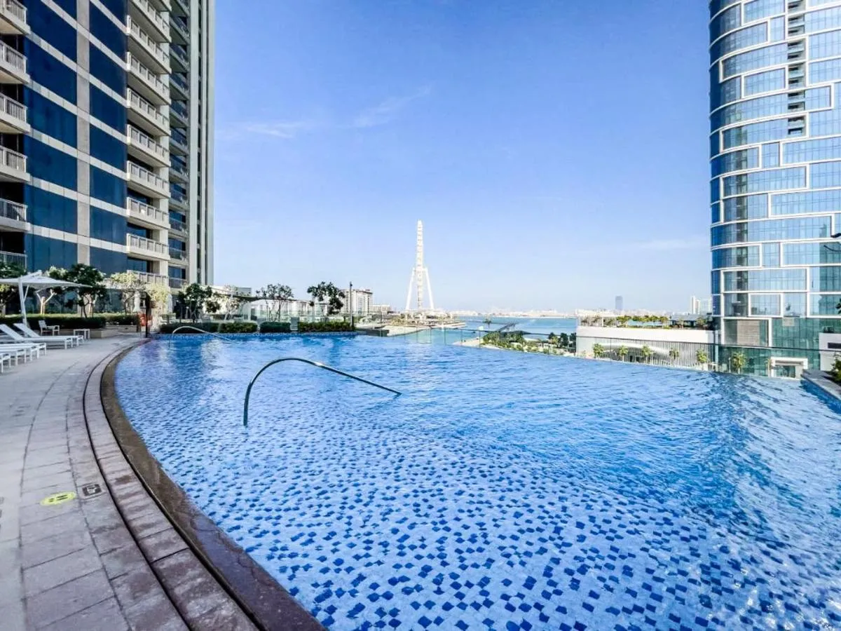 Image 3 of Bright and Splendid 1BR with Marina View