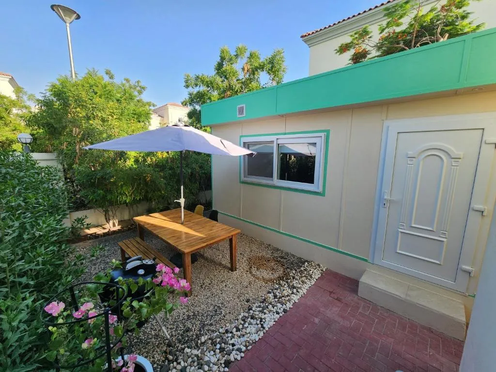Image of Bungalow 8 – Luxury 1-Bedroom Guest House in JVT