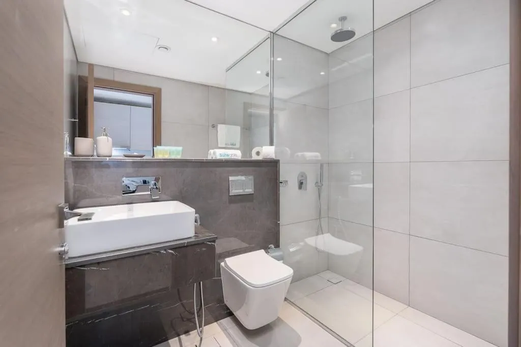 Image 2 of Charming Loft with Spacious Terrace in JVC