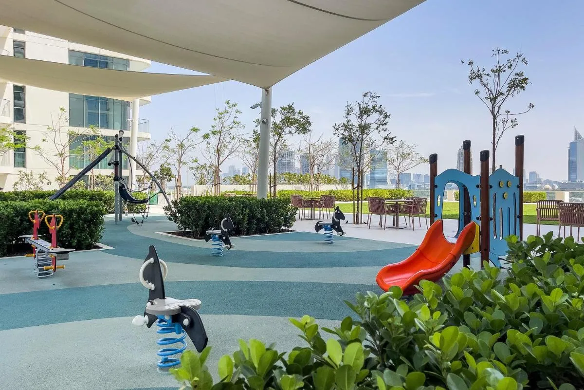 Image 3 of Chic Apartments in Marina Vista Emaar Beachfront
