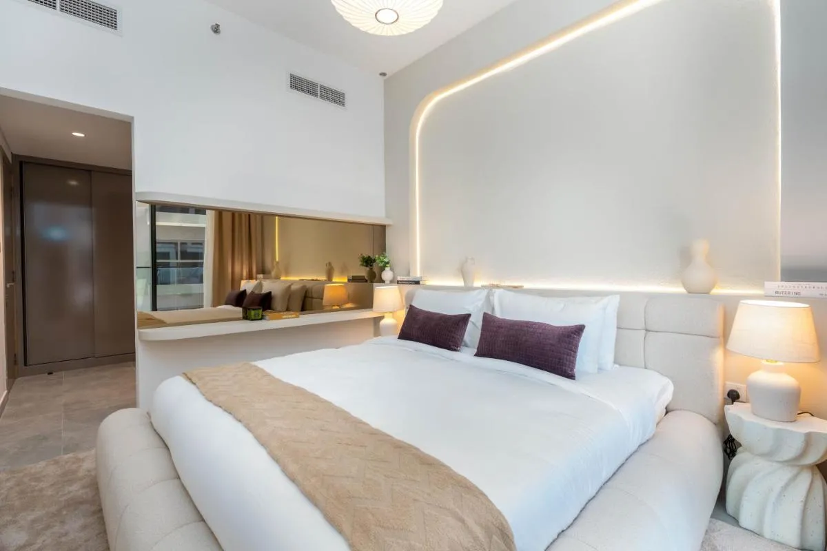 Image 1 of Chic & Modern Retreat in the Heart of JVC / Designer Choice / Sunset Views / Large Corner Balcony / New Building / 4 people