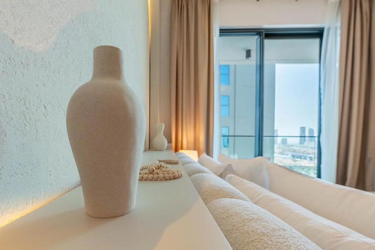 Image 4 of Chic & Modern Retreat in the Heart of JVC / Designer Choice / Sunset Views / Large Corner Balcony / New Building / 4 people