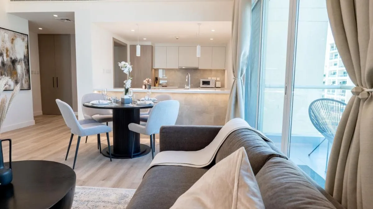 Image of Classy 1BR Apartment in Greens