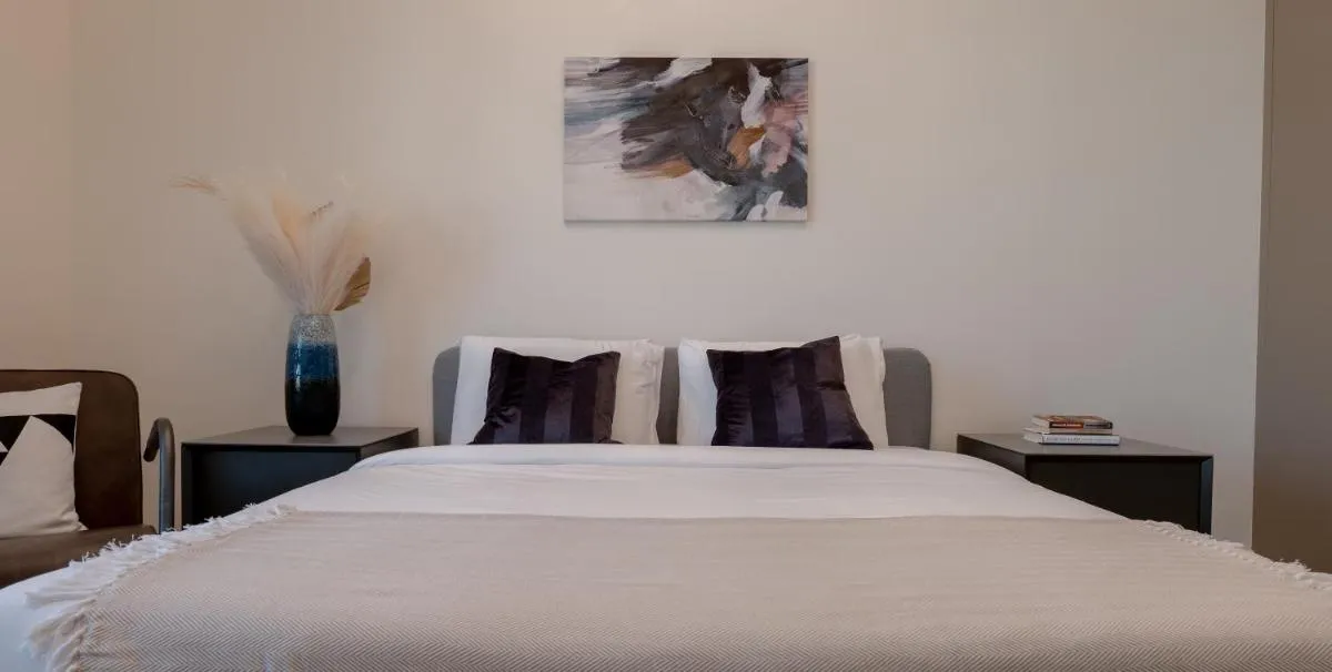 Image 6 of Classy 1BR Apartment in Greens