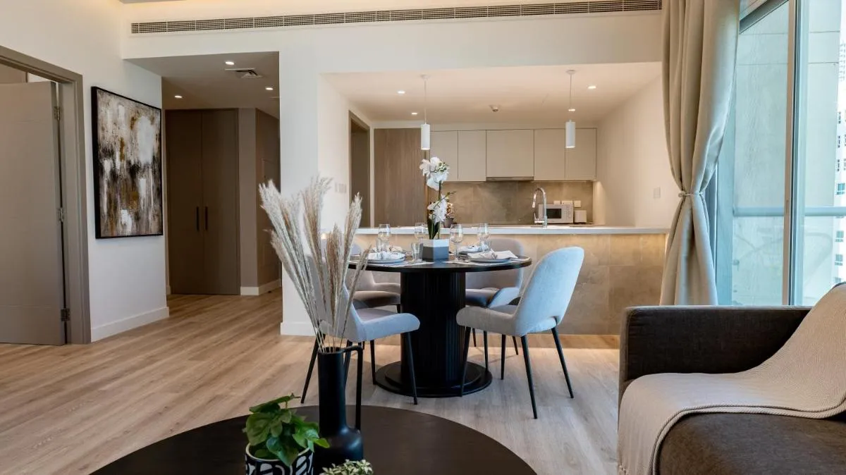 Image 5 of Classy 1BR Apartment in Greens