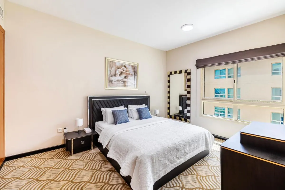 Image 1 of Classy 1 Bedroom in The Greens Courtyard View