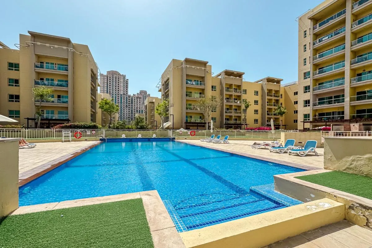 Image 3 of Classy 1 Bedroom in The Greens Courtyard View