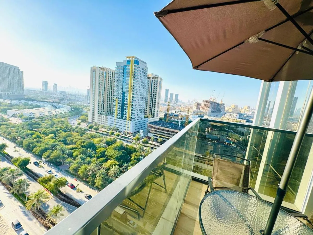 Image 6 of Cloud 9 – Chic Studio Apt with City Views in Regina Tower