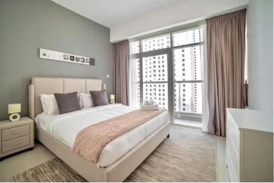 Image 1 of Continental Tower – Luton Vacation homes, Dubai Marina – 15AB07