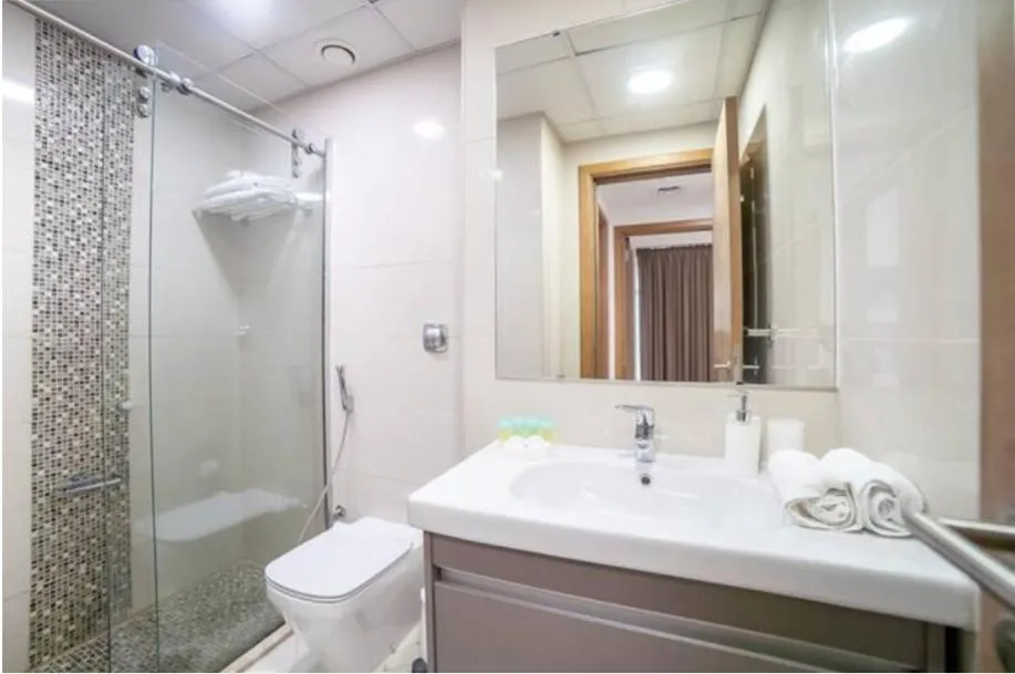 Image 2 of Continental Tower – Luton Vacation homes, Dubai Marina – 15AB07