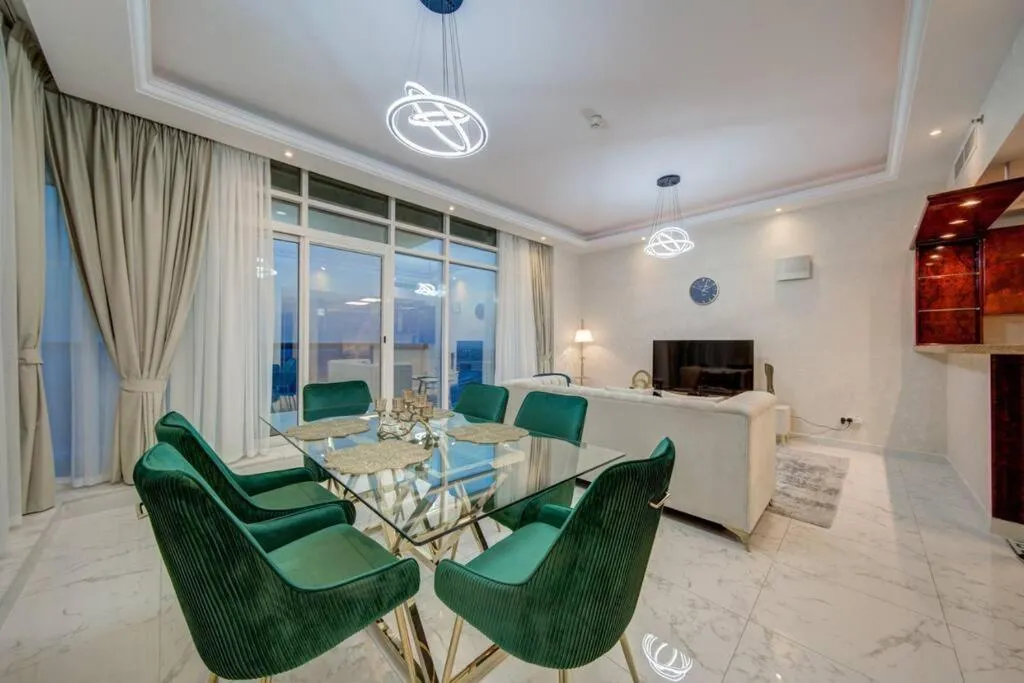 Image 4 of Cool Dubai Stay Stunning 2BR in Dubai Marina