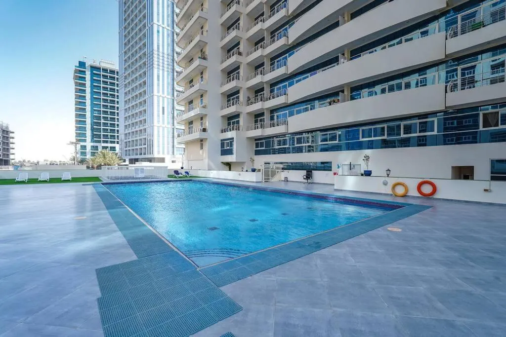 Image 3 of Cool and stylish apartment in Sports City!