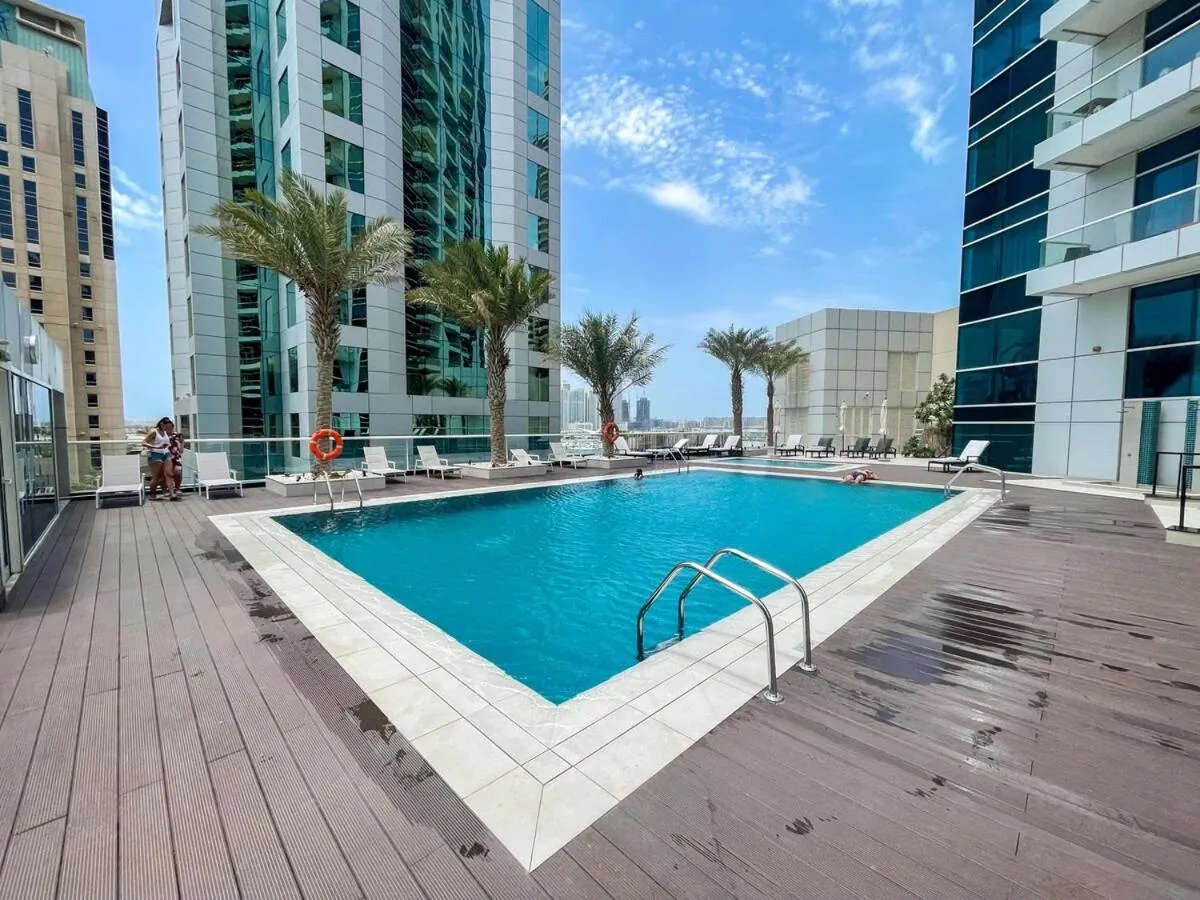 Image 2 of Cool apartment with city views!