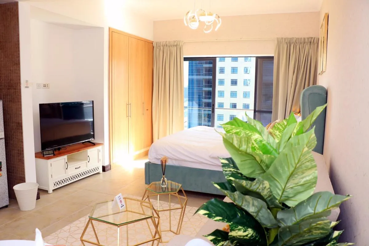 Image 5 of Cosmos Living Spacious with Balcony GCV1