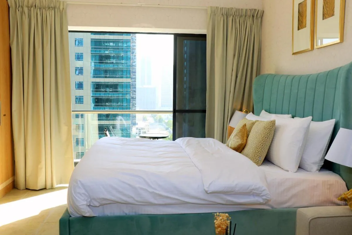 Image 1 of Cosmos Living Spacious with Balcony GCV1