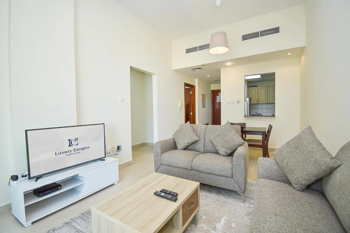 Image 4 of Cozy 1 Bedroom with Study room in Dubai Marina Park Tower