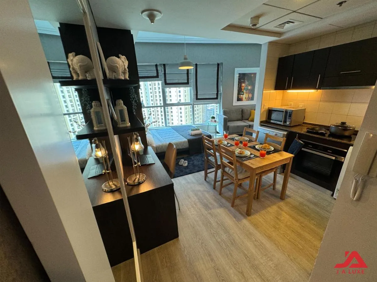 Image 4 of Cozy Marina View Studio in Bay Central Tower, Dubai Marina
