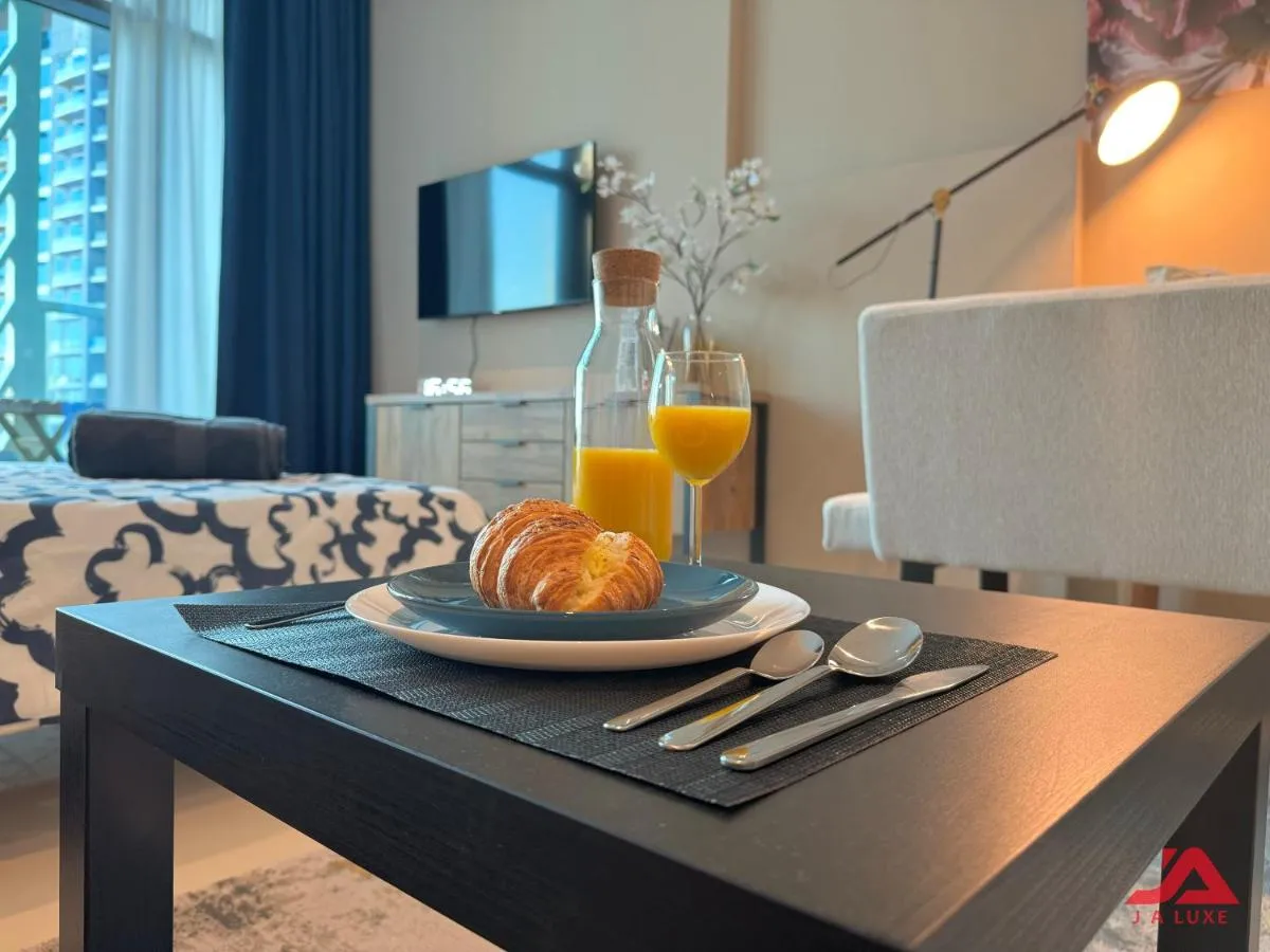 Image 3 of Cozy Sea & Marina View Studio in Palm Jumeirah