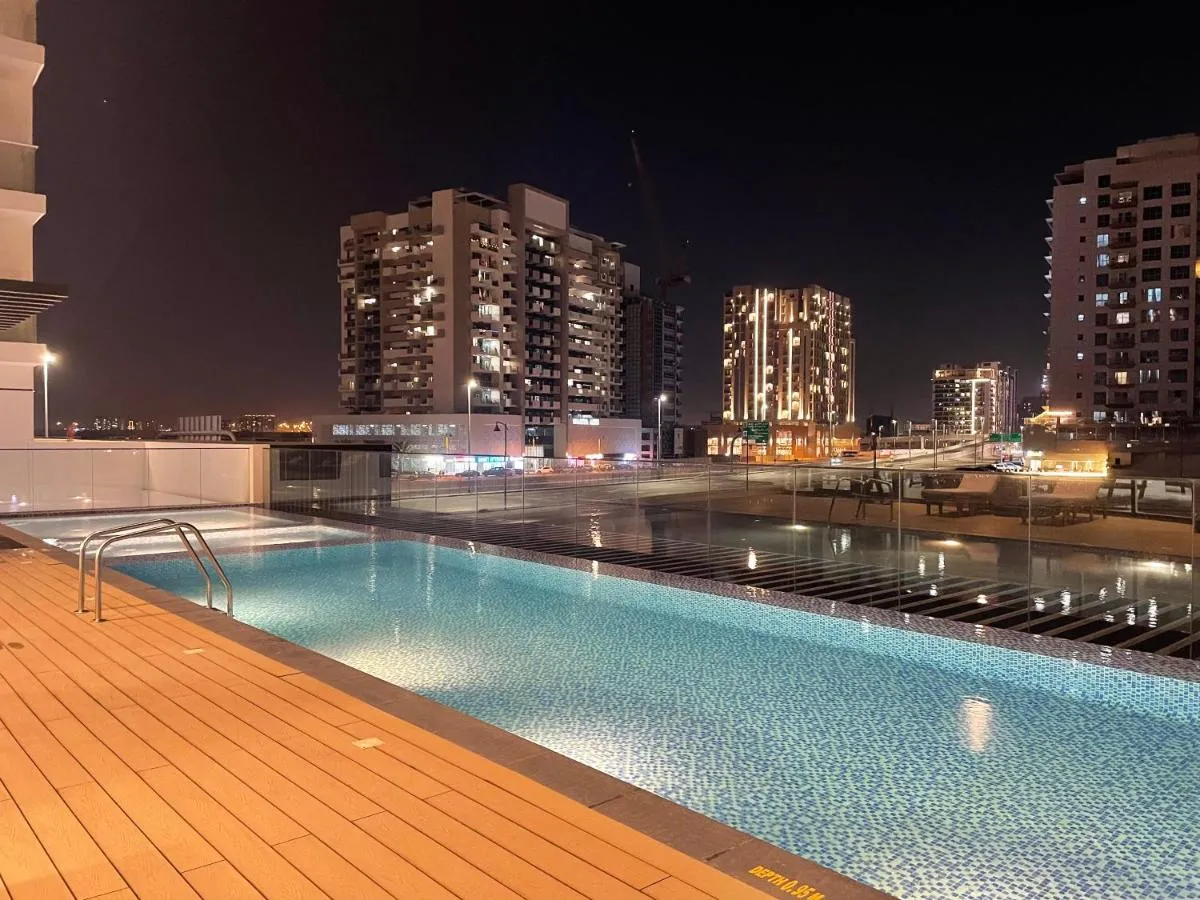 Image 2 of Cozy apartment with Pool – 10 mins from Dubai Marina