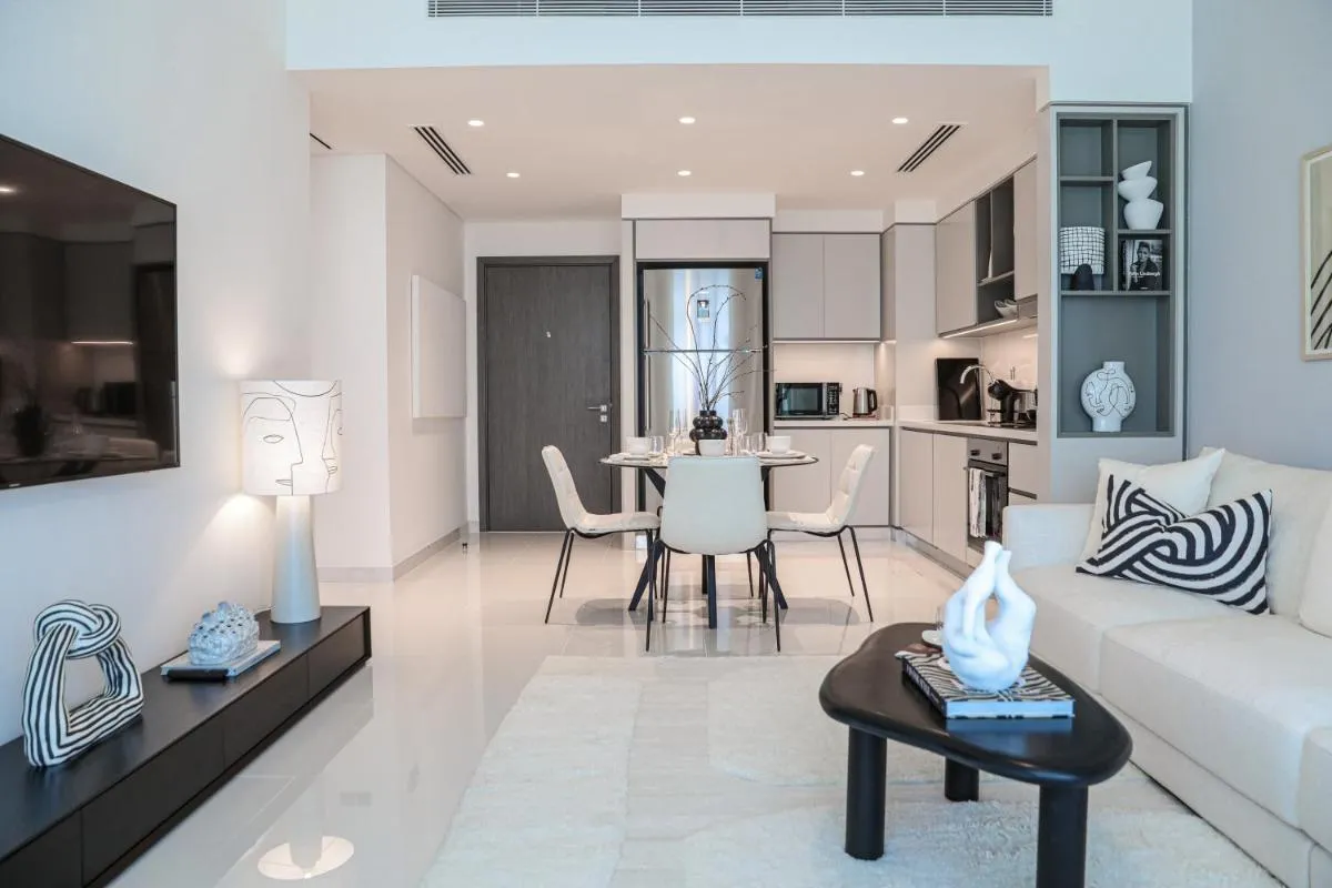 Image 2 of Daniels 2BR in Sunrise Bay with Full Sea & Marina View