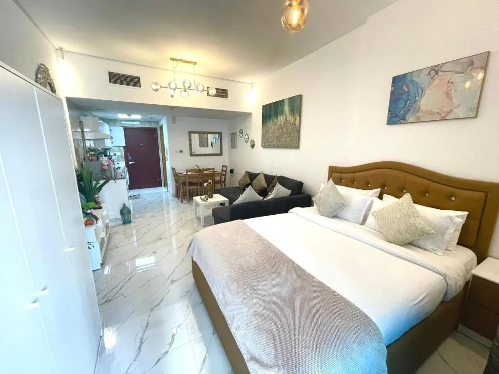 Image of Diamond Crown – Studio Holiday Apartment in Dubai Marina