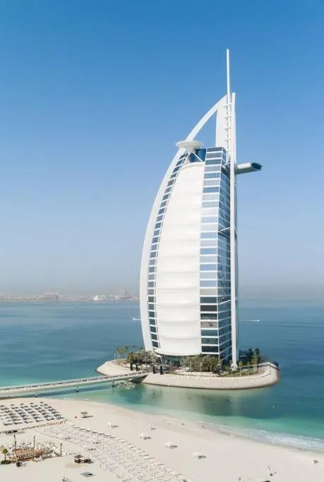 Image 5 of Dubai Marina, Higth Floor w/ Balcony and Views