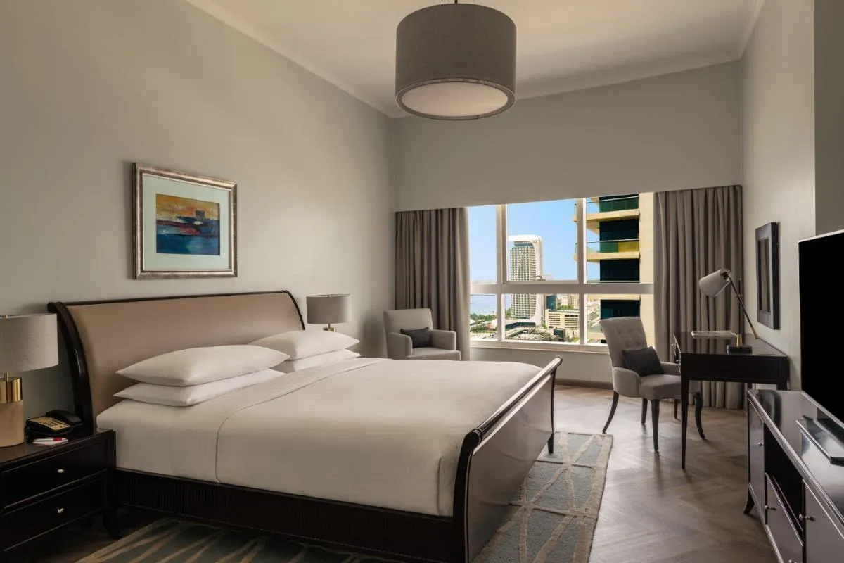 Image 5 of Dubai Marriott Harbour Hotel And Suites