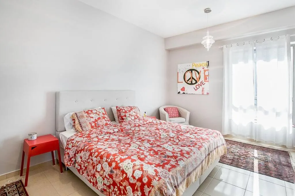 Image 1 of Edgy pad right by the beach walk!