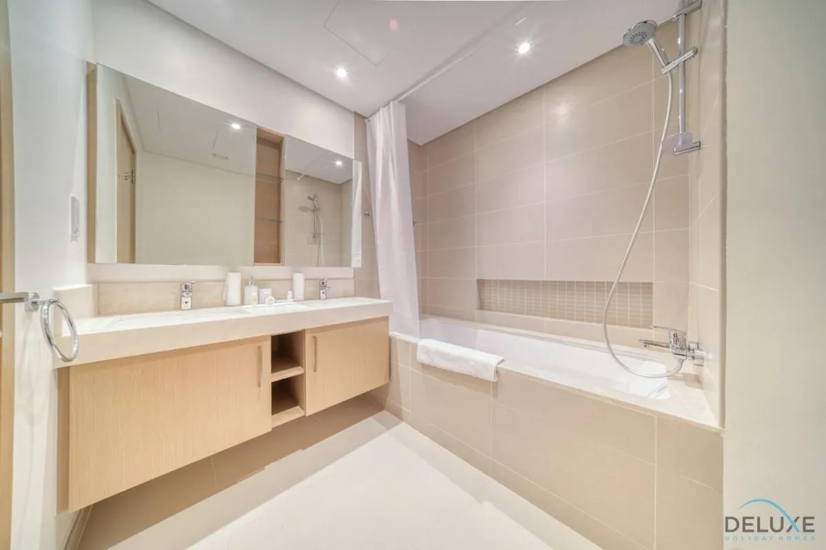 Image 2 of Elegant 2BR at 5242 Tower 2 Dubai Marina by Deluxe Holiday Homes