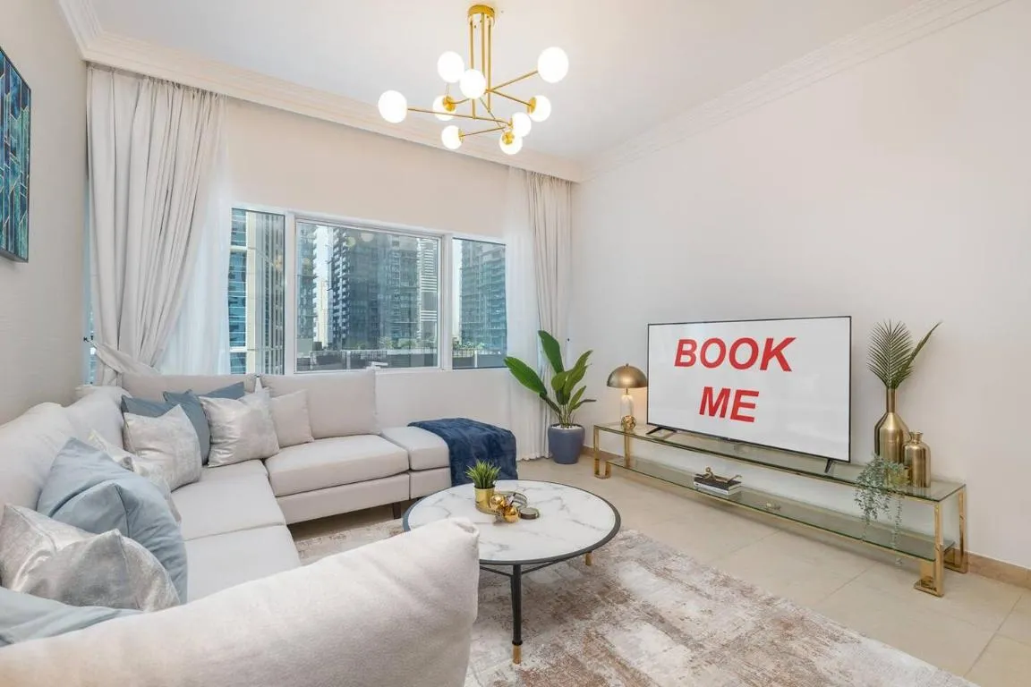 Image of Elegant 2-bed perfect for 6 in Marina