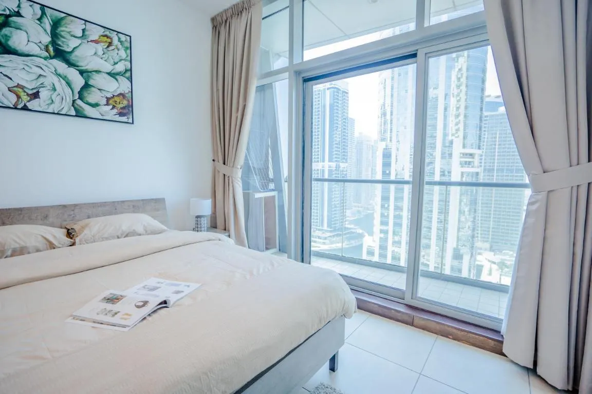Image of Elegant Condo in JLT near Metro with QBed, Pool, Gym, Fast Wi-Fi