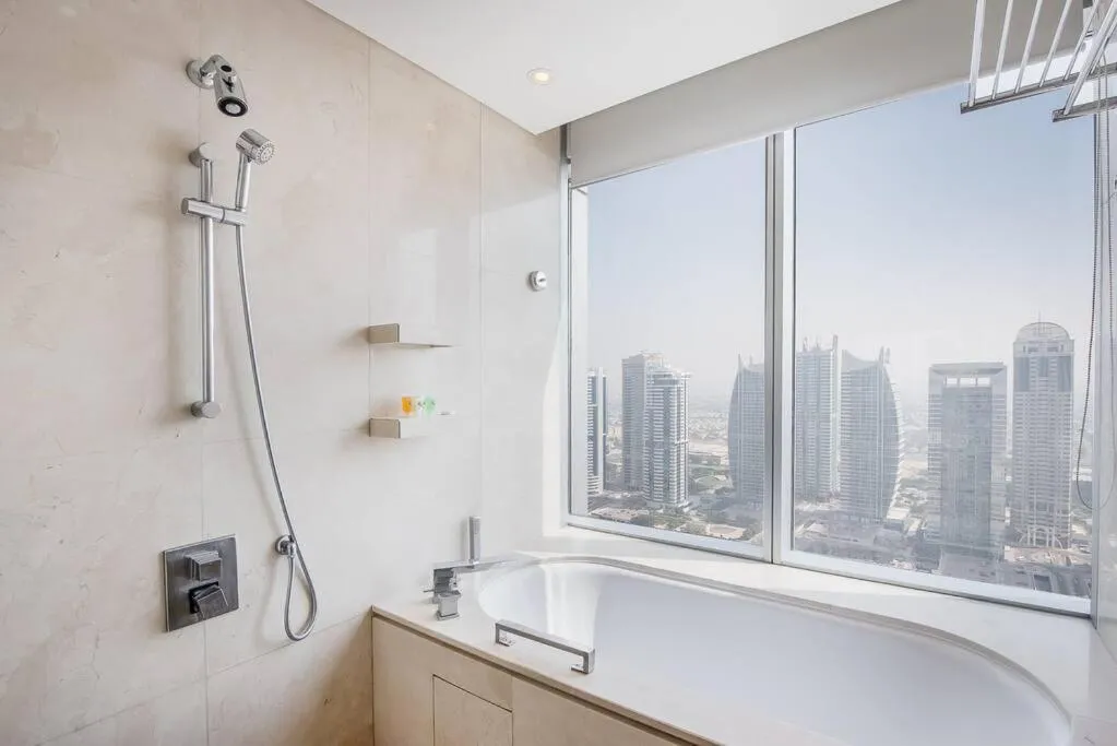 Image 2 of Elegant Escapade 1-Bedroom in Premier 5-Star Hotel