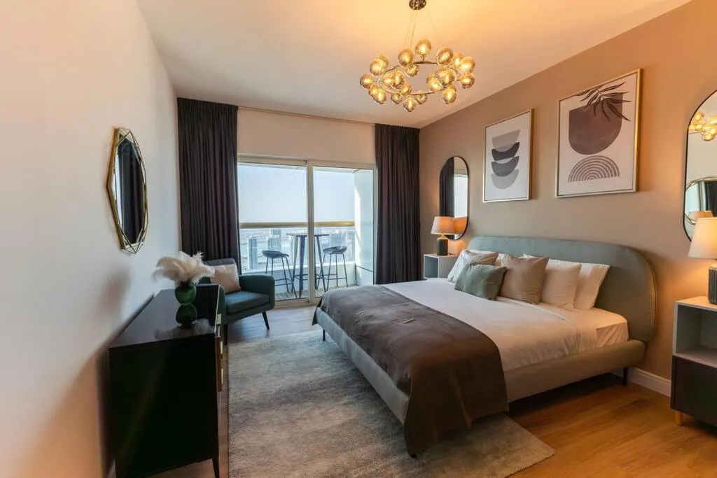 Image 1 of Elite Residence – Modern 1BR Apartment with Full Sea View