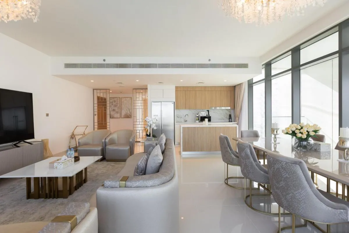Image 2 of Emaar Beachfront Beach Vista 3bdr apartment