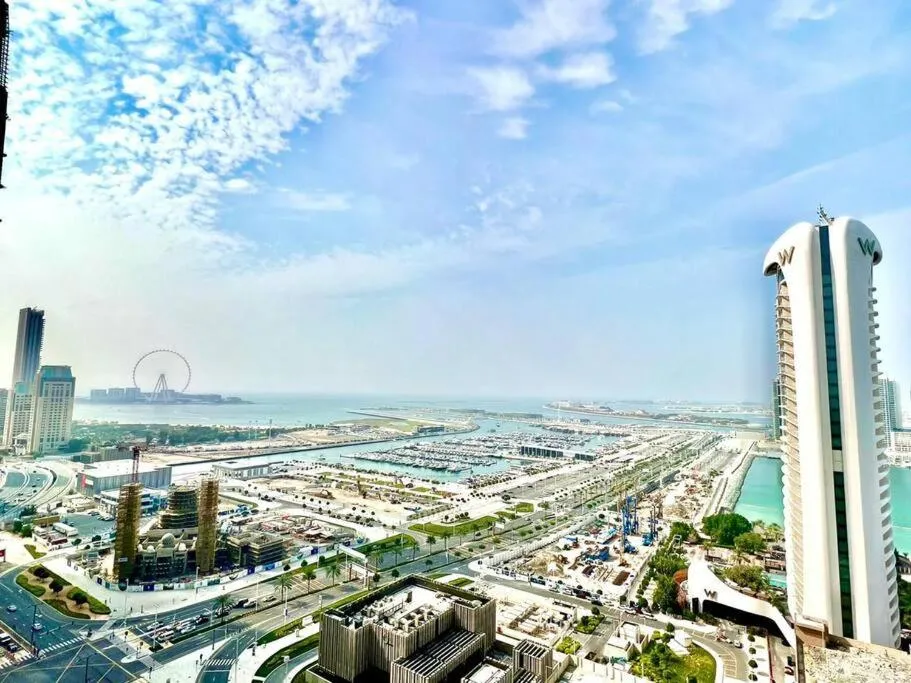 Image of Entire Apartment in Marina Crown, Full sea view