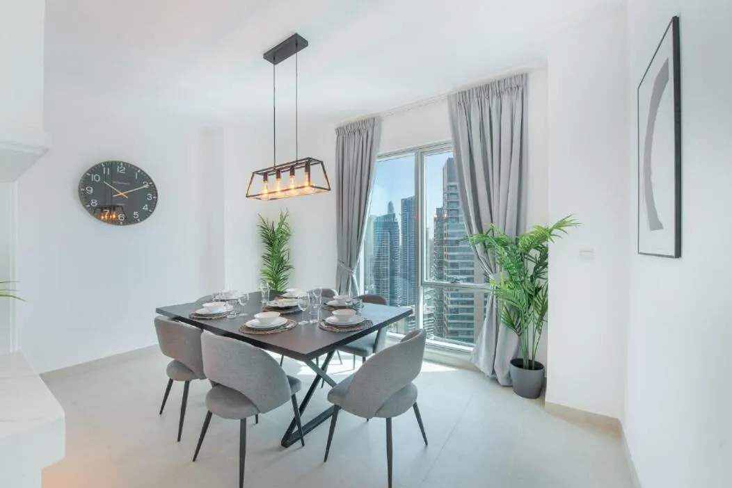 Image 3 of Expansive Marina Views Comfortably Sleeps 8